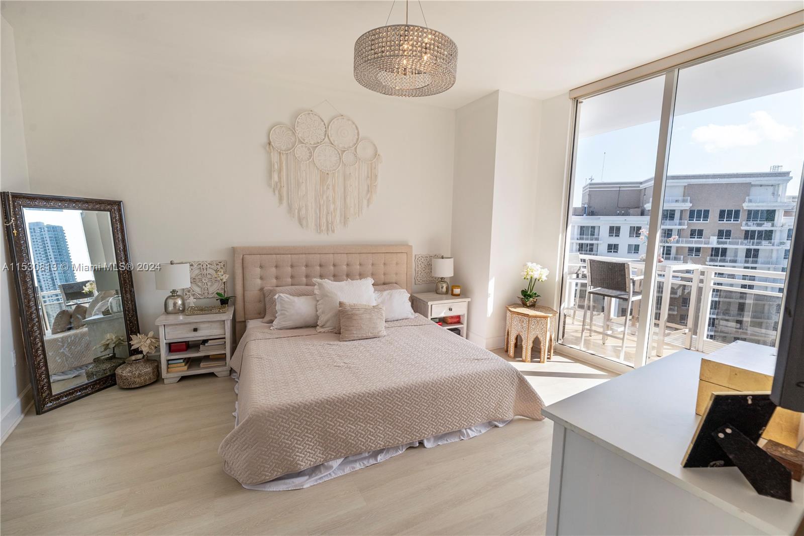 901 Brickell Key Blvd 3301, Miami, Florida 33131, 1 Bedroom Bedrooms, ,1 BathroomBathrooms,Residentiallease,For Rent,901 Brickell Key Blvd 3301,A11530813