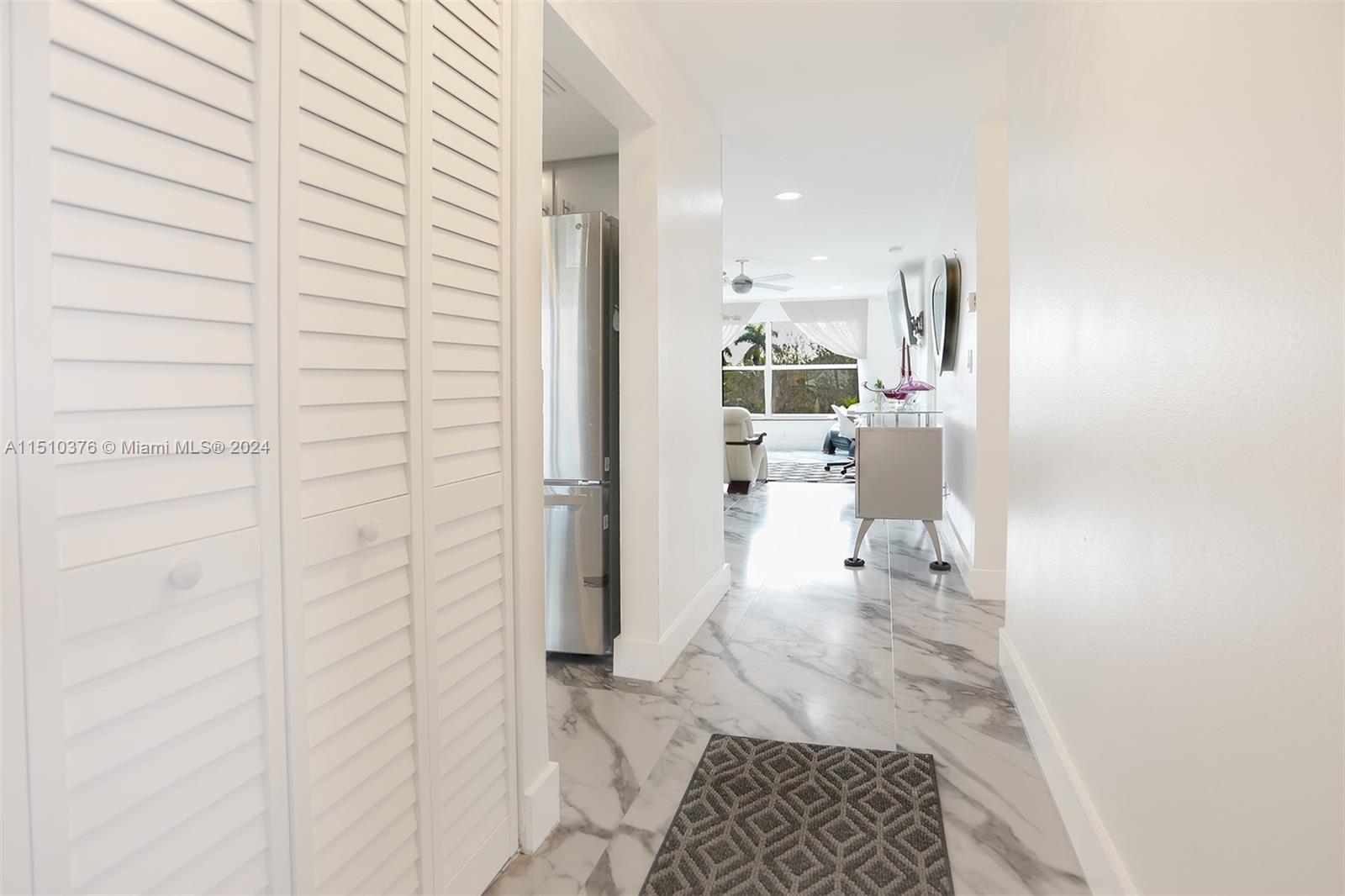 6570 Royal Palm Blvd 301-J, Margate, Florida 33063, 2 Bedrooms Bedrooms, ,2 BathroomsBathrooms,Residentiallease,For Rent,6570 Royal Palm Blvd 301-J,A11510376