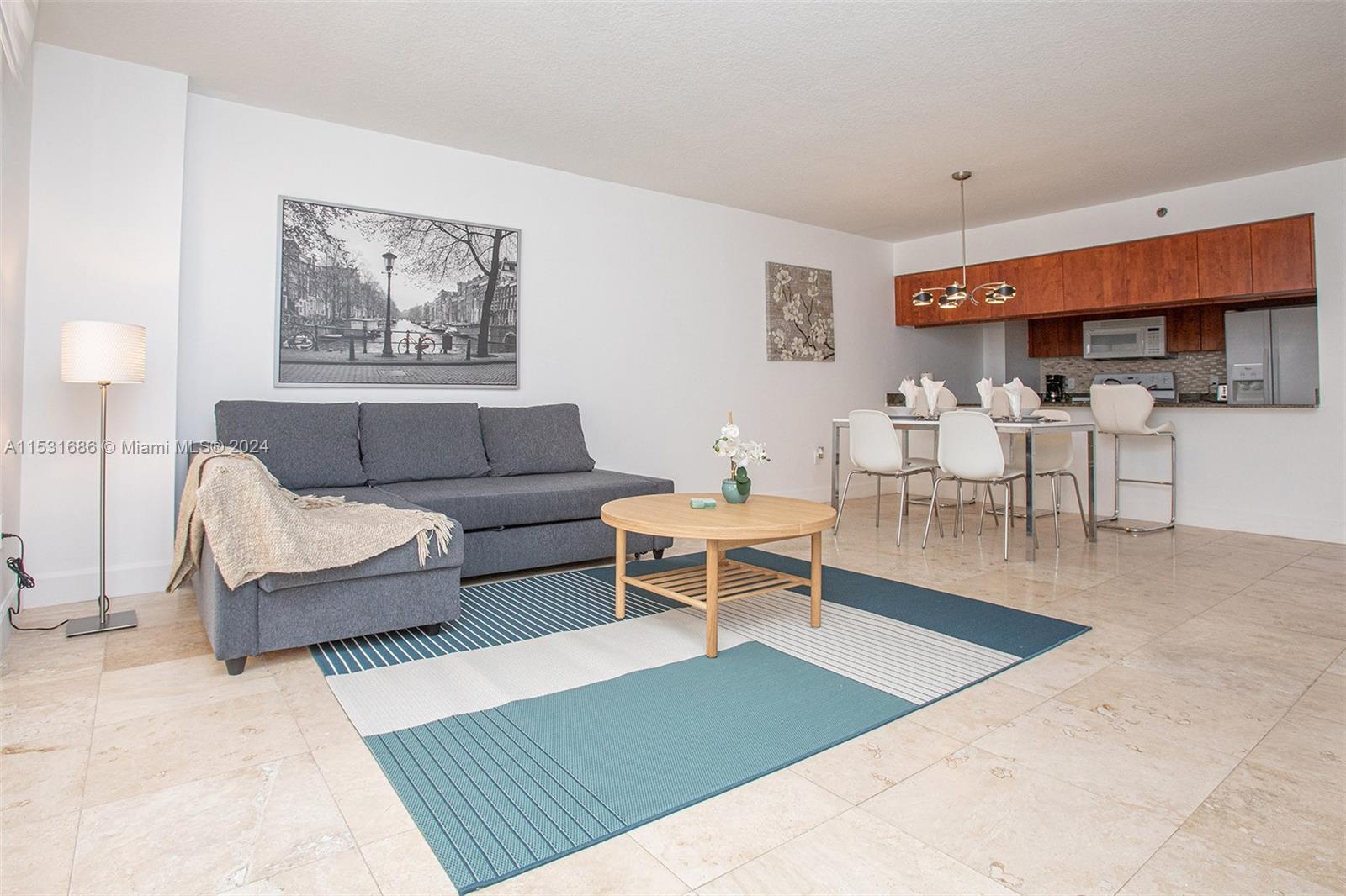 1200 Brickell Bay Dr 2704, Miami, Florida 33131, 1 Bedroom Bedrooms, ,1 BathroomBathrooms,Residentiallease,For Rent,1200 Brickell Bay Dr 2704,A11531686
