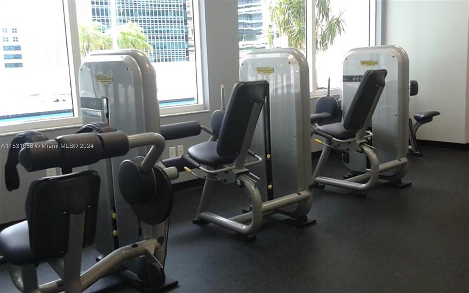 1200 Brickell Bay Dr 2704, Miami, Florida 33131, 1 Bedroom Bedrooms, ,1 BathroomBathrooms,Residentiallease,For Rent,1200 Brickell Bay Dr 2704,A11531686