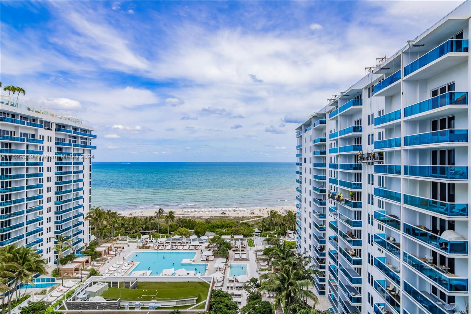 2301  Collins Ave #1425 For Sale A11529309, FL