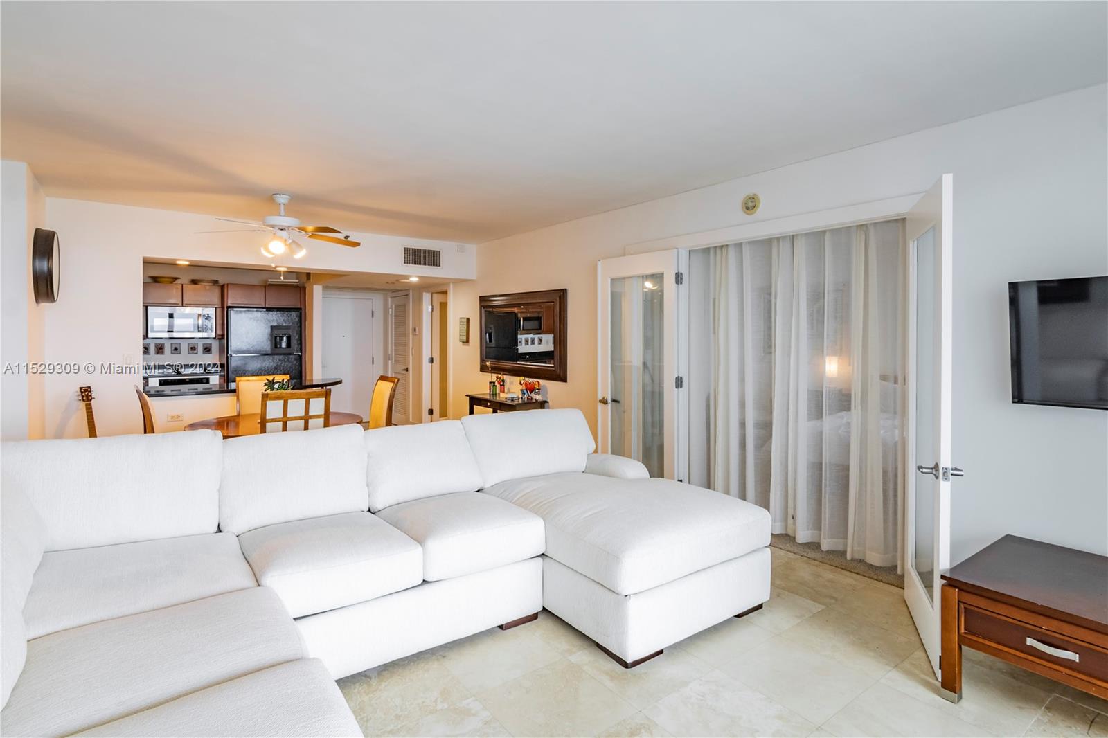2301 Collins Ave 1425, Miami Beach, Florida 33139, 1 Bedroom Bedrooms, ,1 BathroomBathrooms,Residential,For Sale,2301 Collins Ave 1425,A11529309