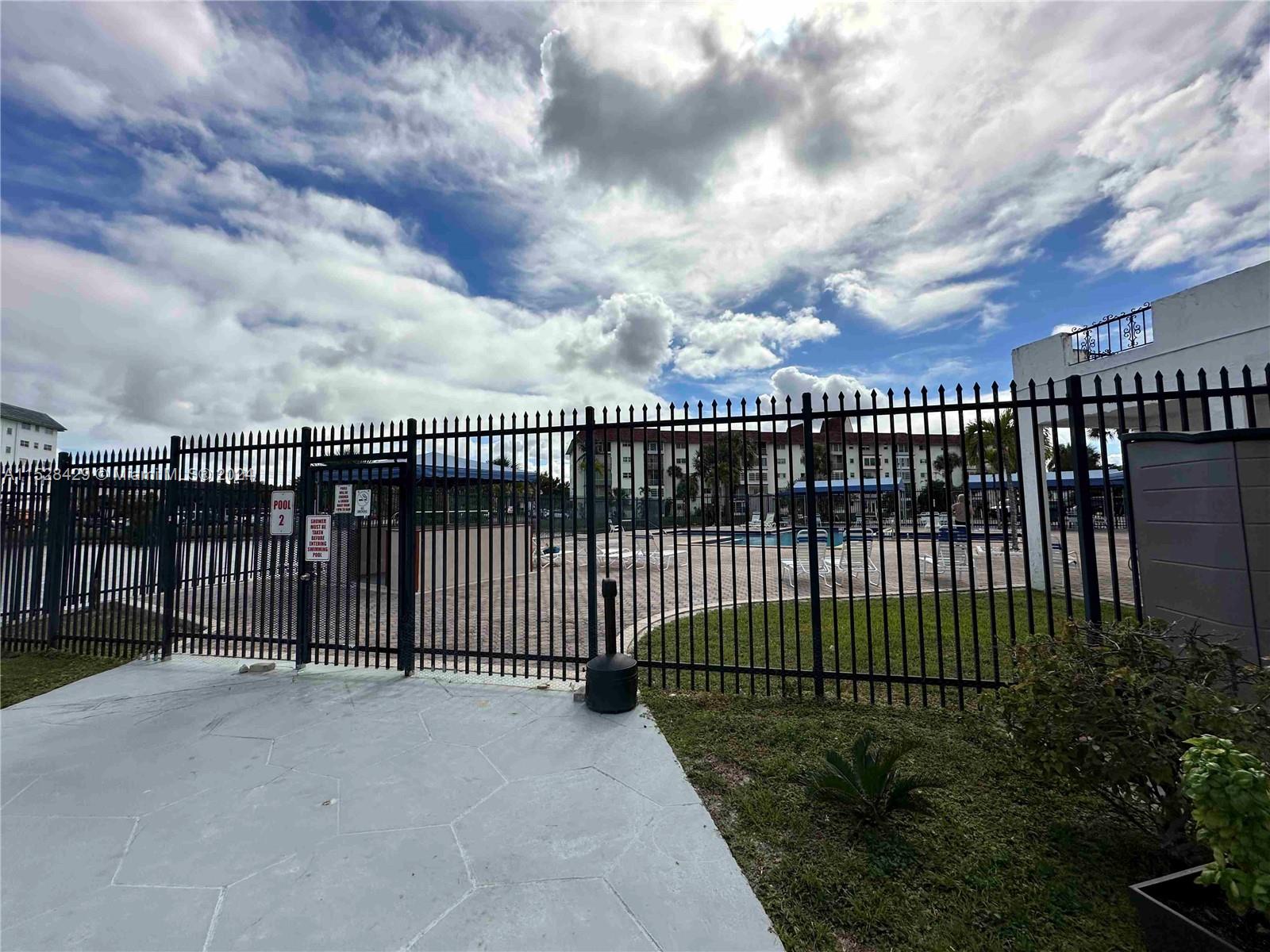 2061 NW 47th Ter 407, Lauderhill, Florida 33313, 2 Bedrooms Bedrooms, ,2 BathroomsBathrooms,Residential,For Sale,2061 NW 47th Ter 407,A11528429