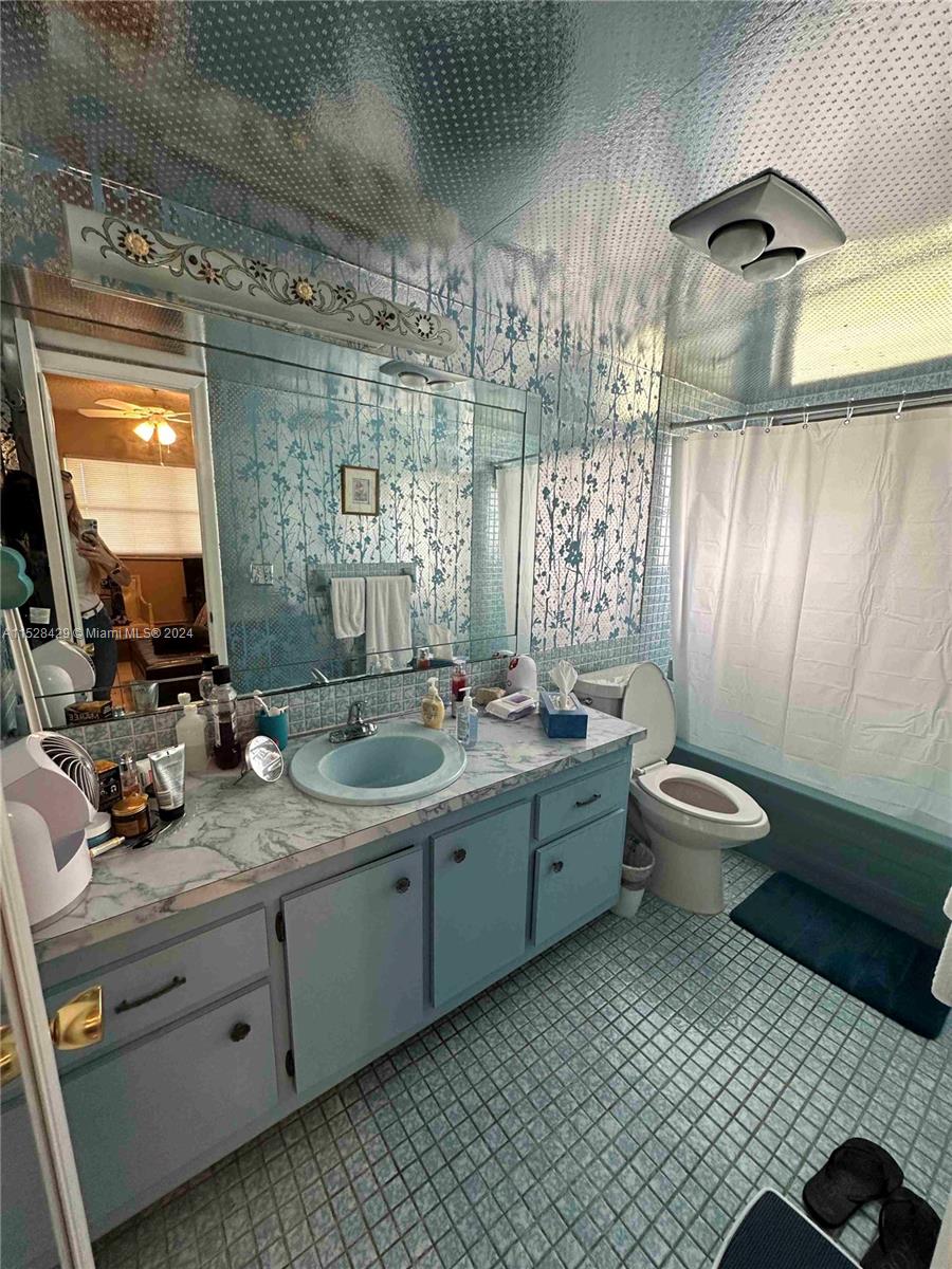 2061 NW 47th Ter 407, Lauderhill, Florida 33313, 2 Bedrooms Bedrooms, ,2 BathroomsBathrooms,Residential,For Sale,2061 NW 47th Ter 407,A11528429