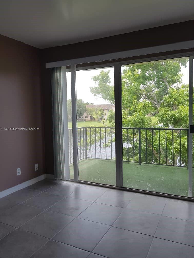 3711 NW 95th Ter 1126, Sunrise, Florida 33351, 2 Bedrooms Bedrooms, ,2 BathroomsBathrooms,Residential,For Sale,3711 NW 95th Ter 1126,A11531805