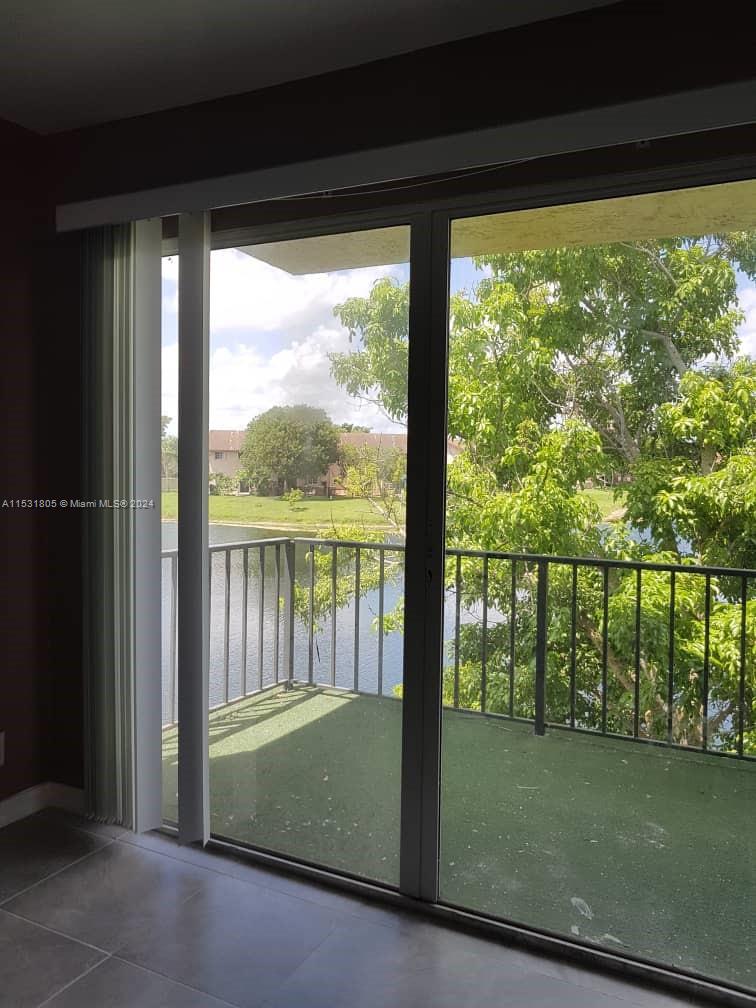 3711 NW 95th Ter 1126, Sunrise, Florida 33351, 2 Bedrooms Bedrooms, ,2 BathroomsBathrooms,Residential,For Sale,3711 NW 95th Ter 1126,A11531805