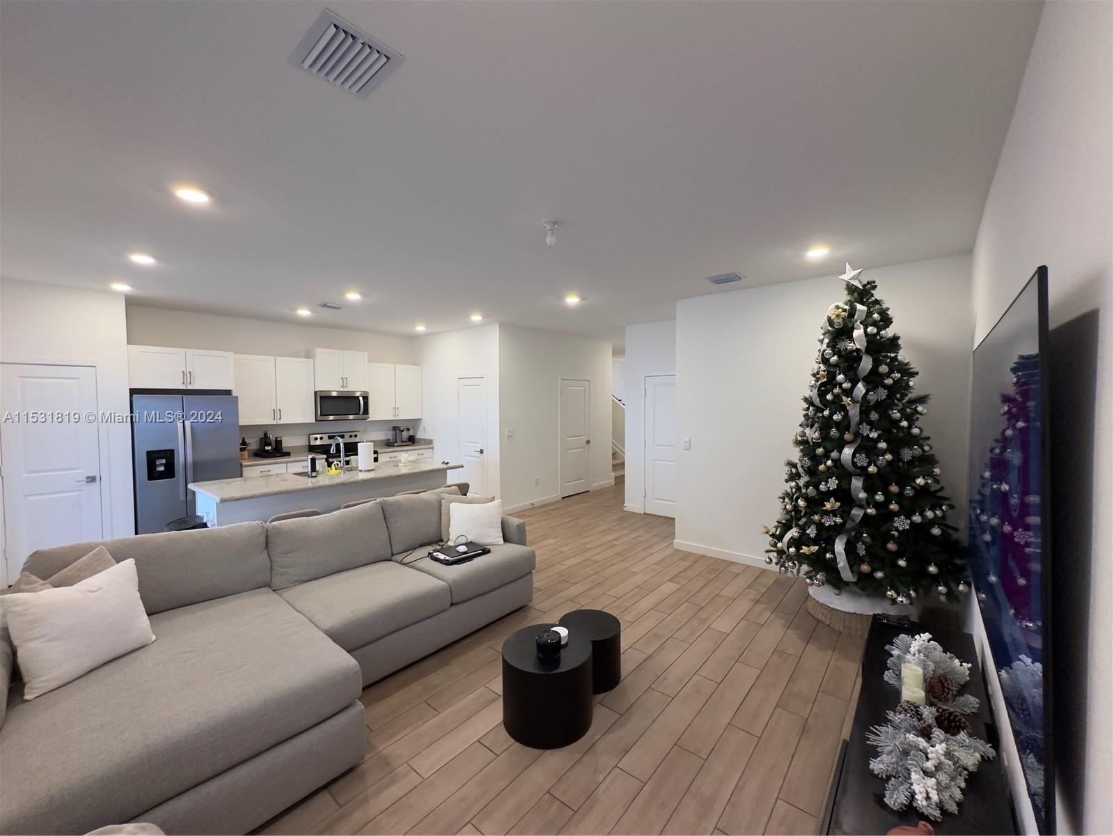 1842 SE 7th Ter 1842, Homestead, Florida 33034, 4 Bedrooms Bedrooms, ,2 BathroomsBathrooms,Residential,For Sale,1842 SE 7th Ter 1842,A11531819