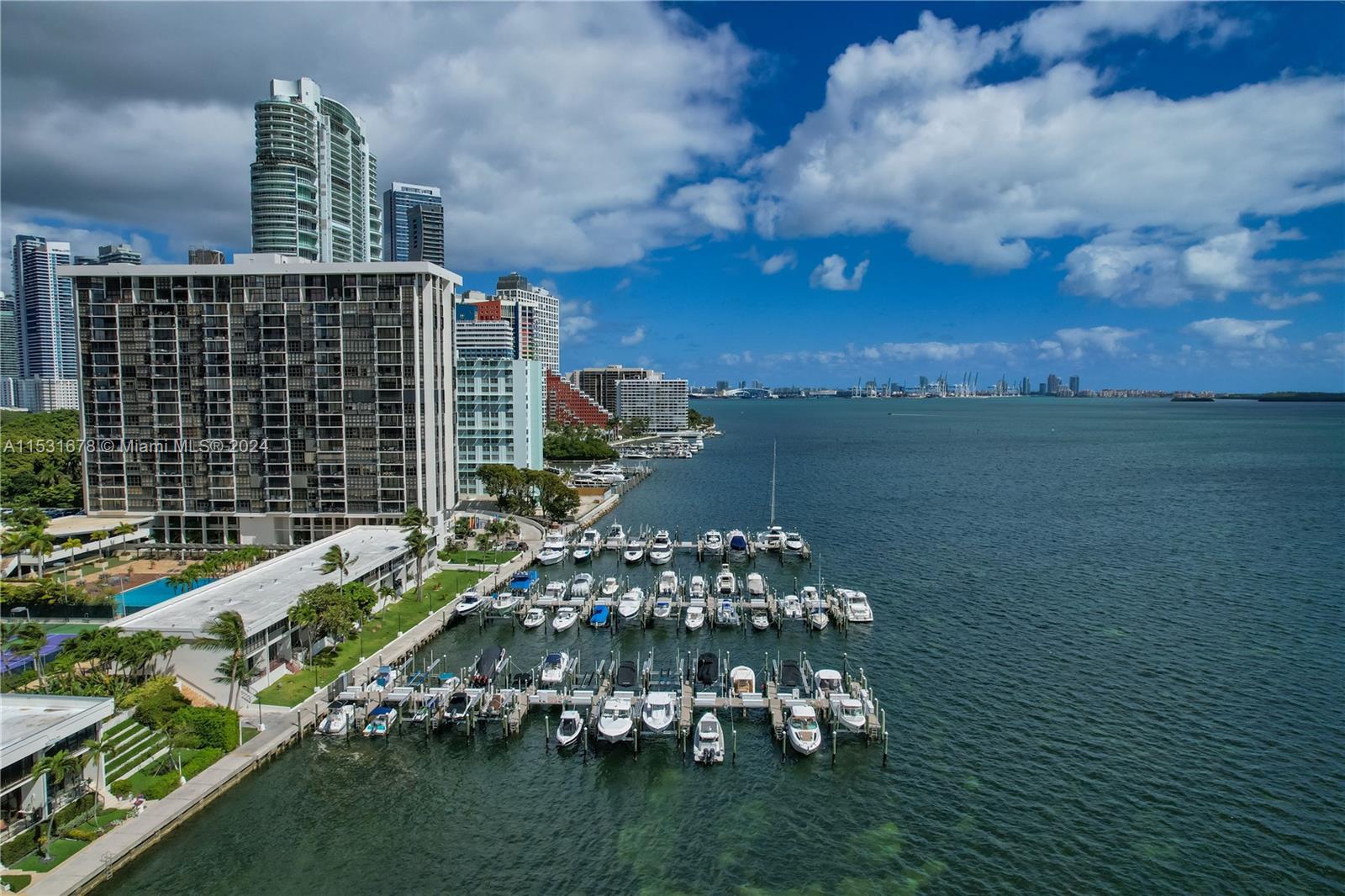 1901 Brickell Ave B1408, Miami, Florida 33129, 2 Bedrooms Bedrooms, ,2 BathroomsBathrooms,Residential,For Sale,1901 Brickell Ave B1408,A11531678