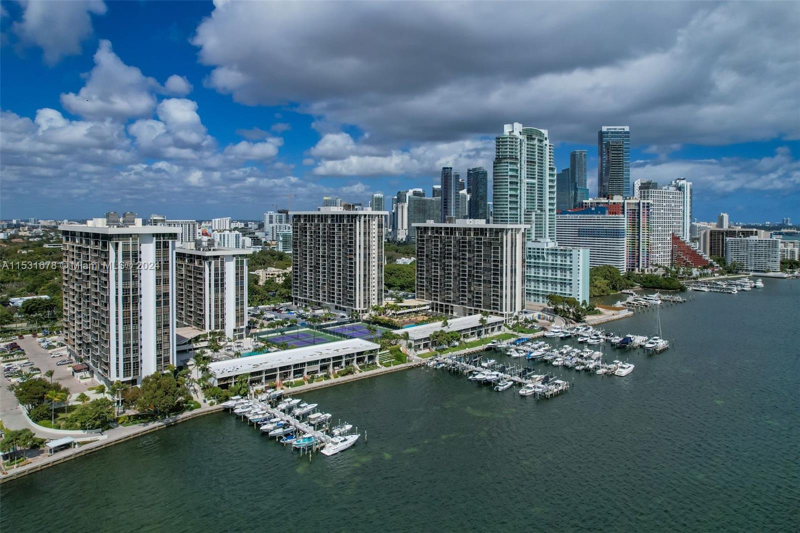 1901 Brickell Ave B1408, Miami, Florida 33129, 2 Bedrooms Bedrooms, ,2 BathroomsBathrooms,Residential,For Sale,1901 Brickell Ave B1408,A11531678