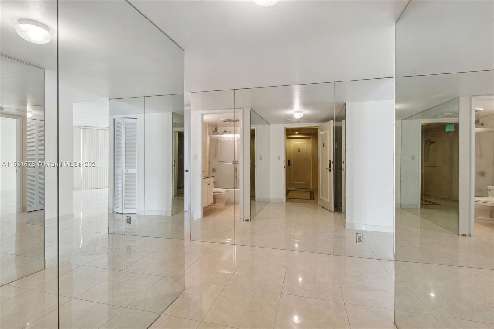 1901 Brickell Ave B1408, Miami, Florida 33129, 2 Bedrooms Bedrooms, ,2 BathroomsBathrooms,Residential,For Sale,1901 Brickell Ave B1408,A11531678