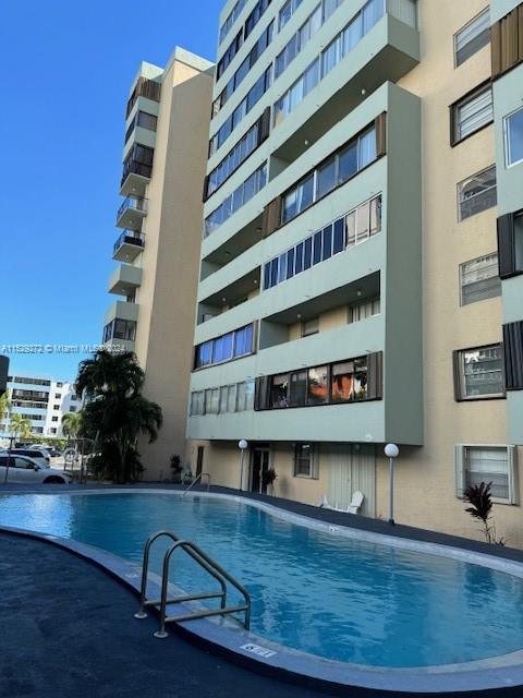5055 NW 7th St 212, Miami, Florida 33126, 2 Bedrooms Bedrooms, ,2 BathroomsBathrooms,Residential,For Sale,5055 NW 7th St 212,A11529272