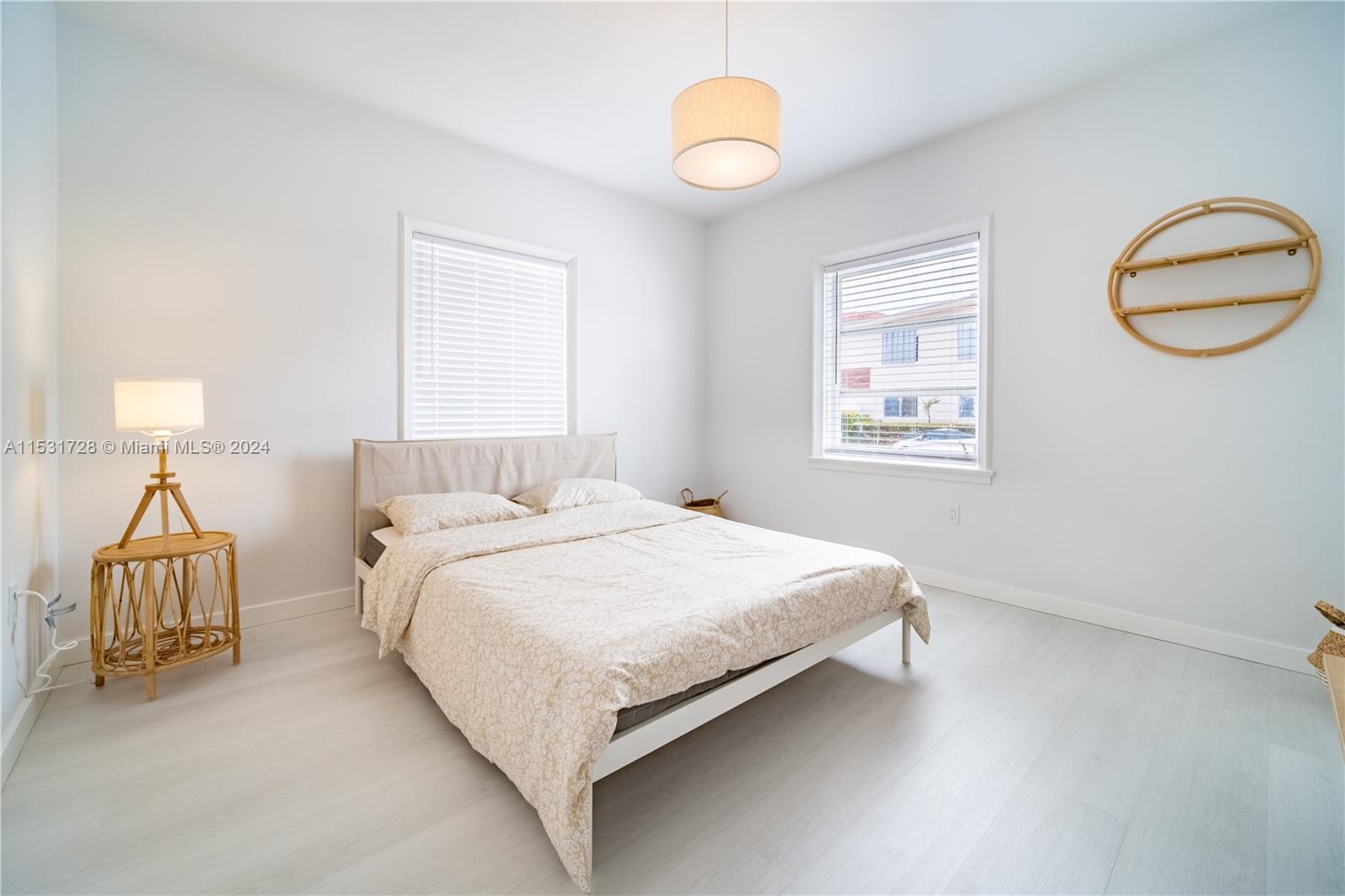 7835 Harding Ave, Miami Beach, Florida 33141, ,Residentialincome,For Sale,7835 Harding Ave,A11531728