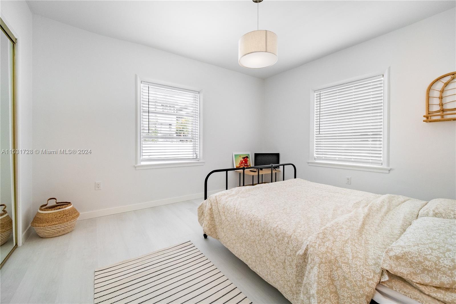 7835 Harding Ave, Miami Beach, Florida 33141, ,Residentialincome,For Sale,7835 Harding Ave,A11531728