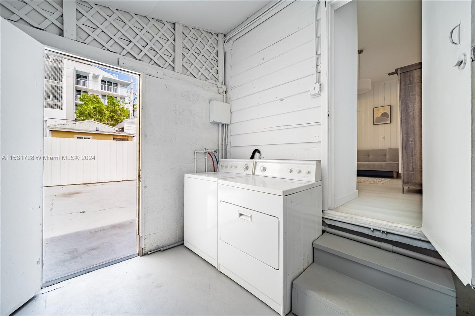 7835 Harding Ave, Miami Beach, Florida 33141, ,Residentialincome,For Sale,7835 Harding Ave,A11531728