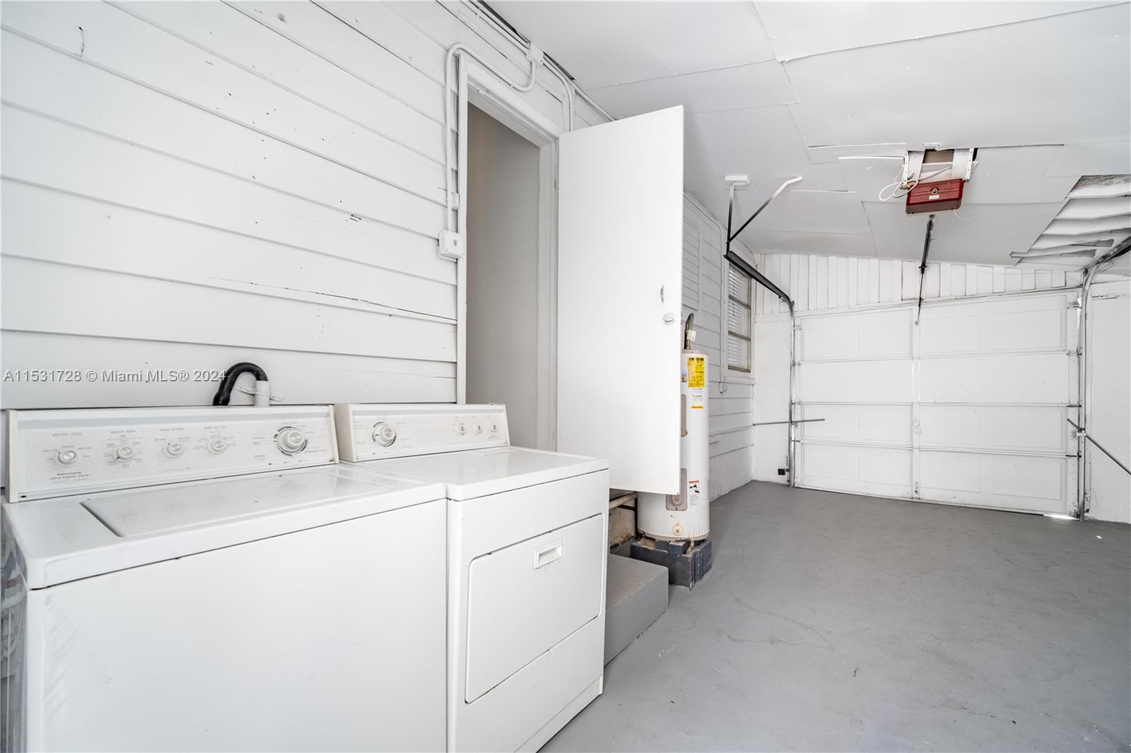 7835 Harding Ave, Miami Beach, Florida 33141, ,Residentialincome,For Sale,7835 Harding Ave,A11531728