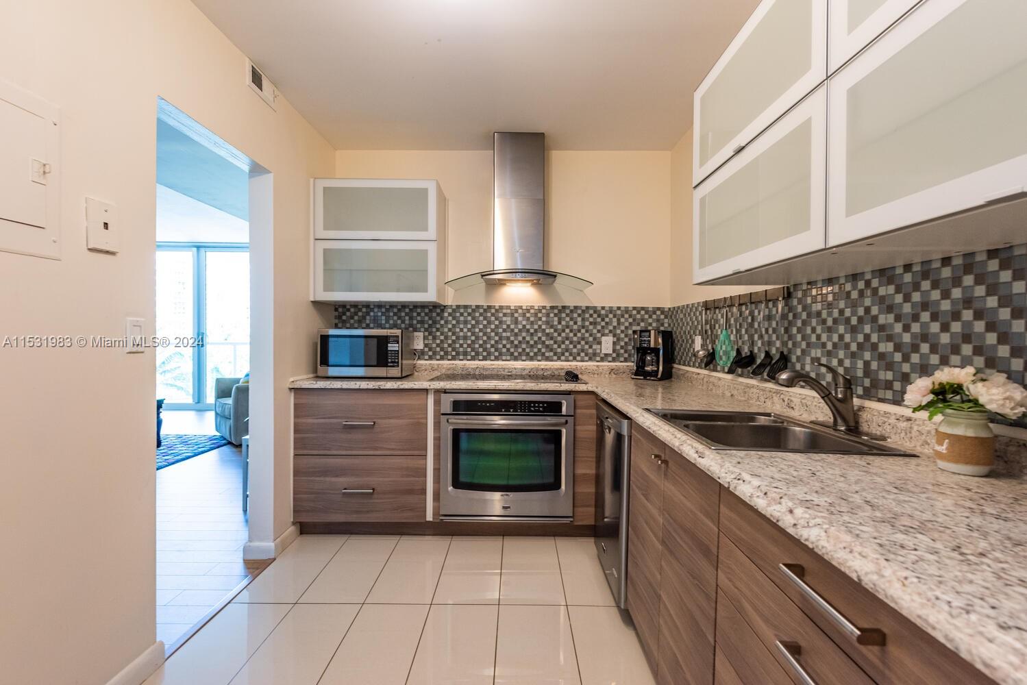 3801 S Ocean Dr 5S, Hollywood, Florida 33019, 1 Bedroom Bedrooms, ,1 BathroomBathrooms,Residential,For Sale,3801 S Ocean Dr 5S,A11531983