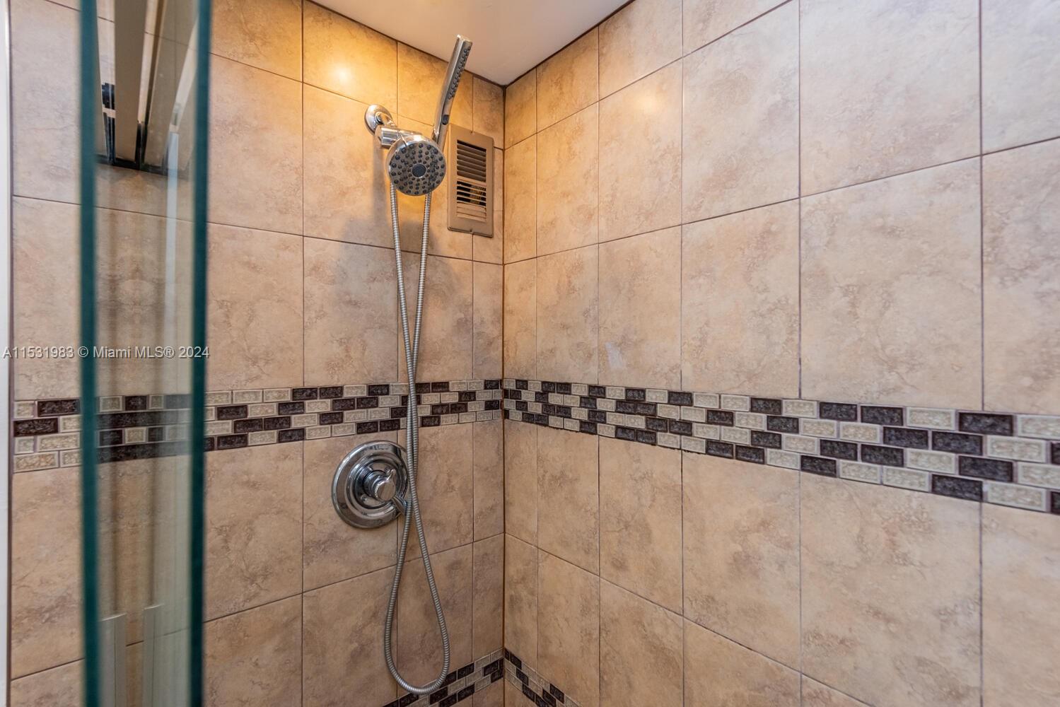 3801 S Ocean Dr 5S, Hollywood, Florida 33019, 1 Bedroom Bedrooms, ,1 BathroomBathrooms,Residential,For Sale,3801 S Ocean Dr 5S,A11531983