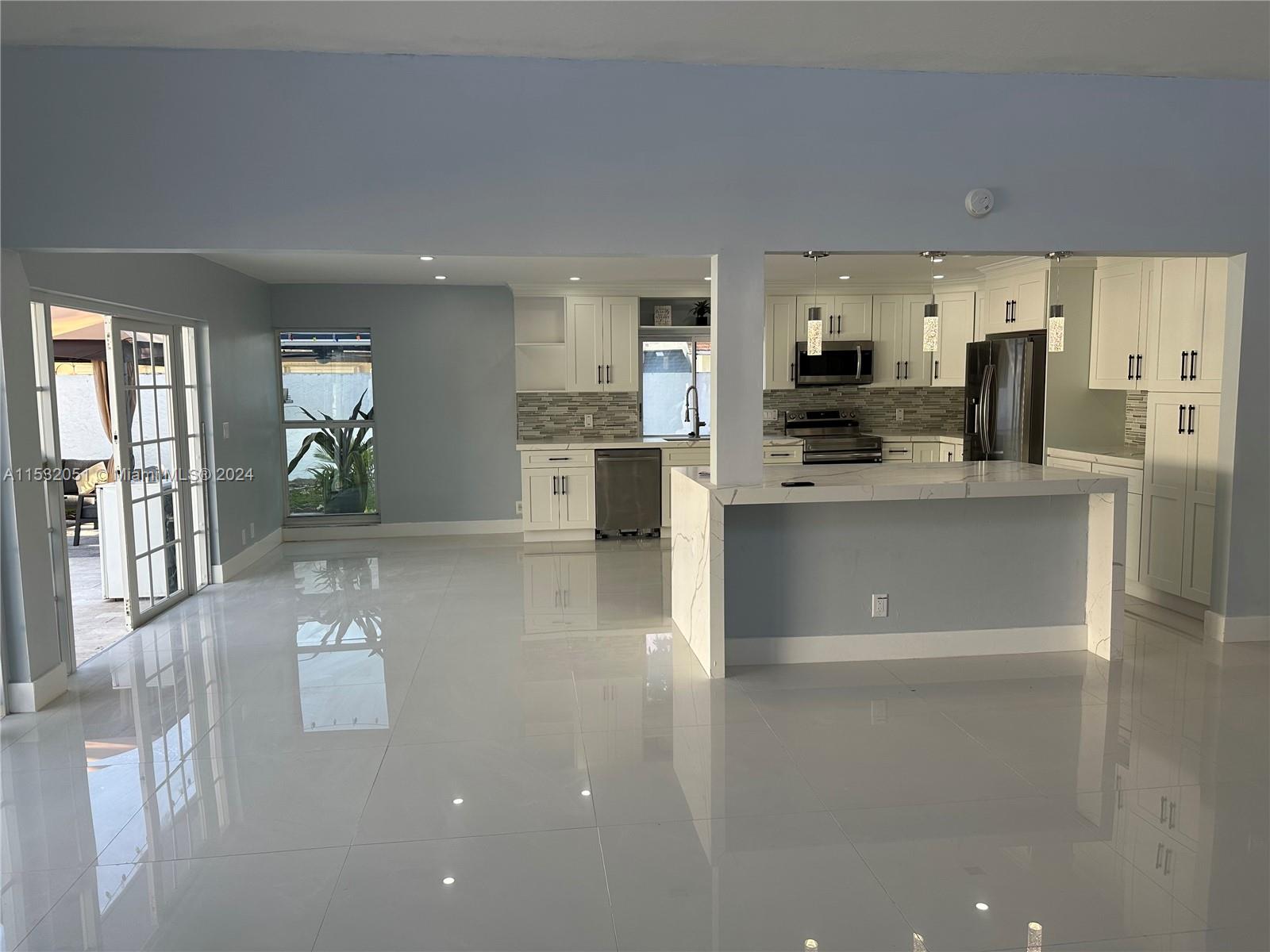 7960 NW 4th Pl, Plantation, Florida 33324, 4 Bedrooms Bedrooms, ,3 BathroomsBathrooms,Residentiallease,For Rent,7960 NW 4th Pl,A11532051