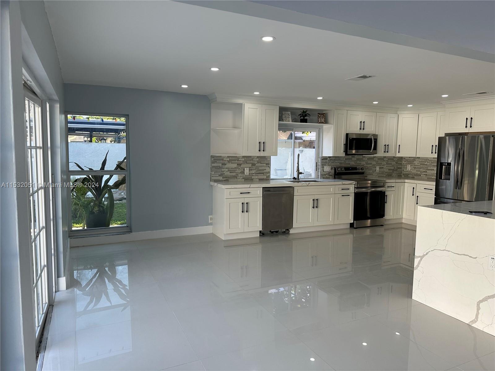 7960 NW 4th Pl, Plantation, Florida 33324, 4 Bedrooms Bedrooms, ,3 BathroomsBathrooms,Residentiallease,For Rent,7960 NW 4th Pl,A11532051
