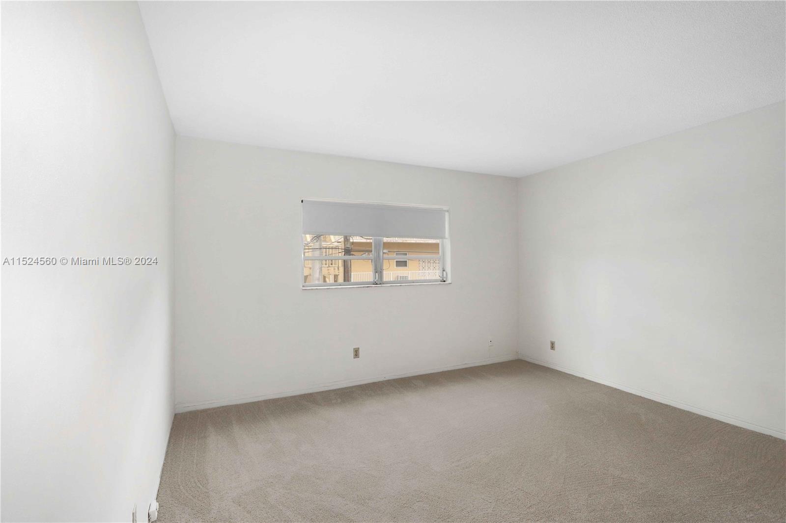 1943 Monroe St 206A, Hollywood, Florida 33020, 1 Bedroom Bedrooms, ,1 BathroomBathrooms,Residential,For Sale,1943 Monroe St 206A,A11524560