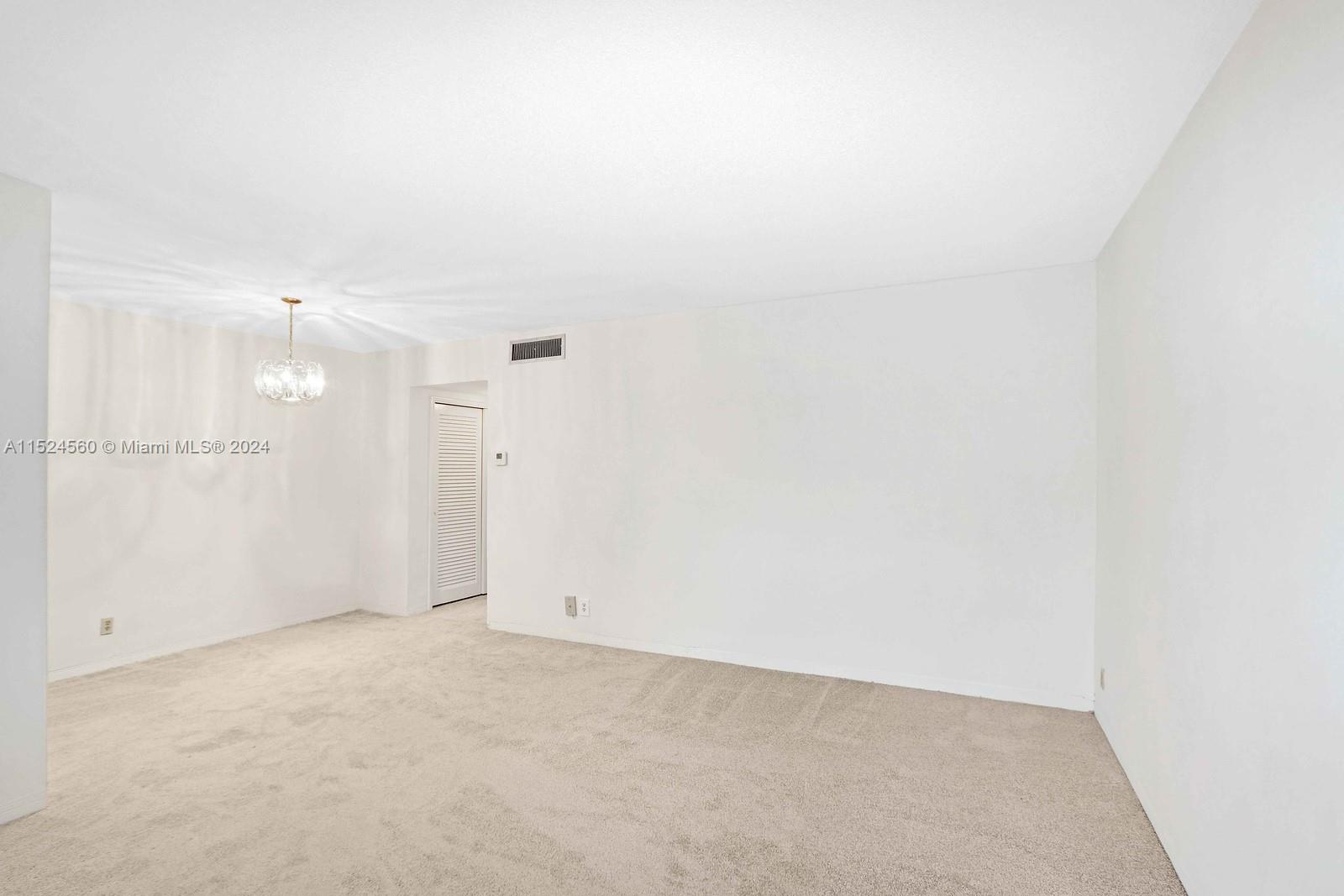 1943 Monroe St 206A, Hollywood, Florida 33020, 1 Bedroom Bedrooms, ,1 BathroomBathrooms,Residential,For Sale,1943 Monroe St 206A,A11524560