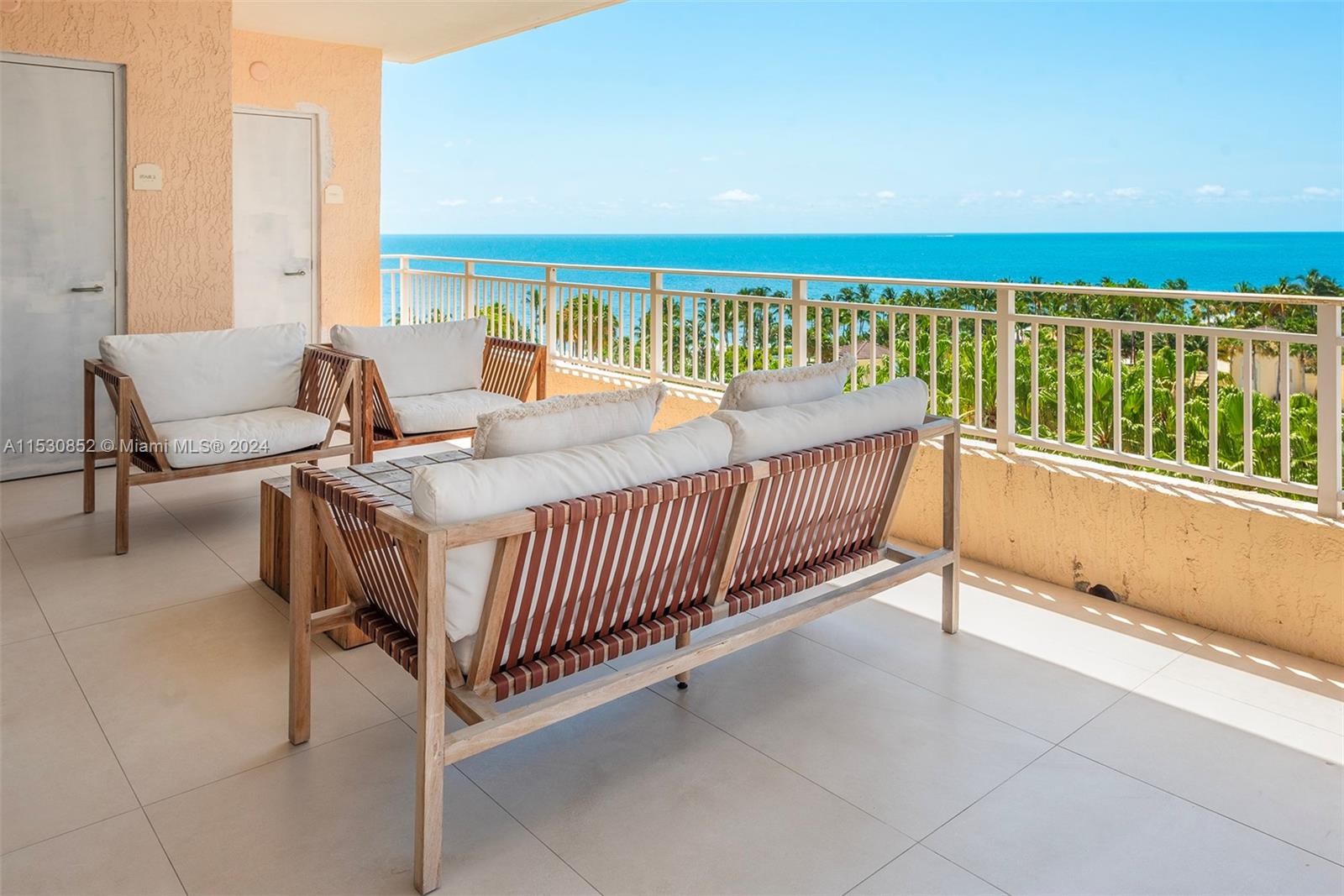 791 Crandon Blvd 901, Key Biscayne, Florida 33149, 3 Bedrooms Bedrooms, ,3 BathroomsBathrooms,Residentiallease,For Rent,791 Crandon Blvd 901,A11530852