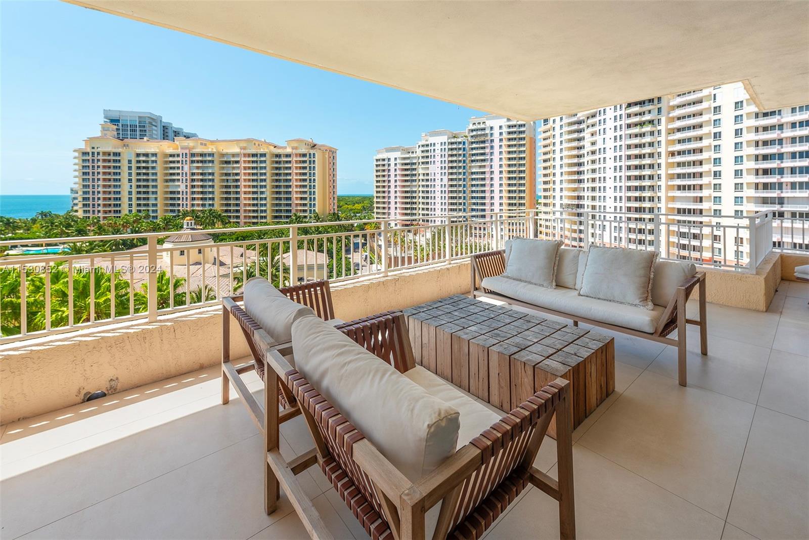 791 Crandon Blvd 901, Key Biscayne, Florida 33149, 3 Bedrooms Bedrooms, ,3 BathroomsBathrooms,Residentiallease,For Rent,791 Crandon Blvd 901,A11530852