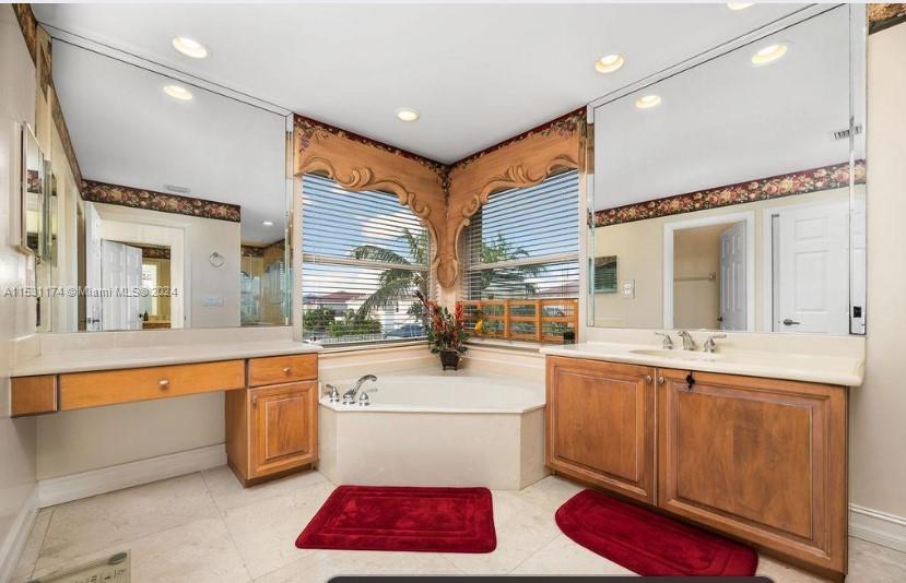 16525 SW 32ND ST, Miramar, Florida 33027, 5 Bedrooms Bedrooms, ,3 BathroomsBathrooms,Residentiallease,For Rent,16525 SW 32ND ST,A11531174
