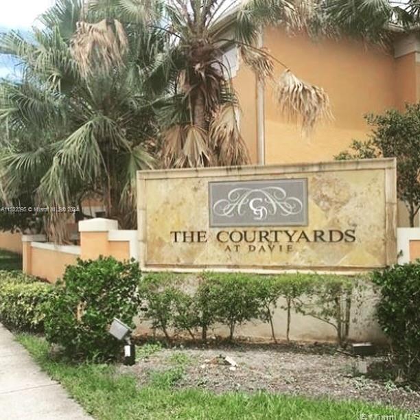 Casa de Condomínio
