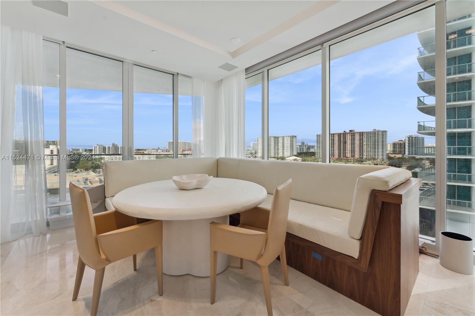16901 Collins Ave 805, Sunny Isles Beach, Florida 33160, 4 Bedrooms Bedrooms, ,5 BathroomsBathrooms,Residentiallease,For Rent,16901 Collins Ave 805,A11524471