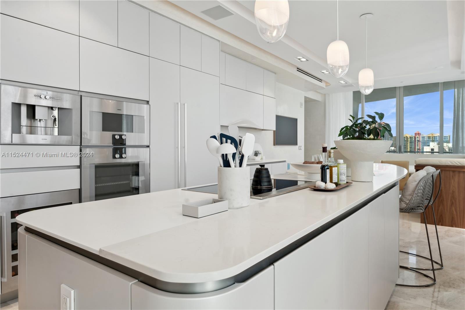 16901 Collins Ave 805, Sunny Isles Beach, Florida 33160, 4 Bedrooms Bedrooms, ,5 BathroomsBathrooms,Residentiallease,For Rent,16901 Collins Ave 805,A11524471
