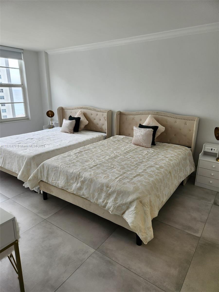 5700 Collins Ave 11D, Miami Beach, Florida 33140, 2 Bedrooms Bedrooms, ,2 BathroomsBathrooms,Residentiallease,For Rent,5700 Collins Ave 11D,A11532478