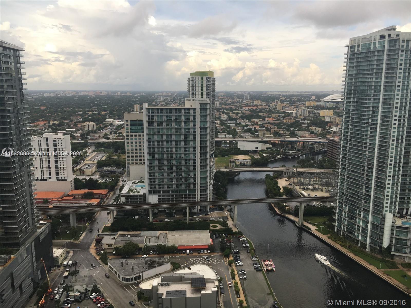 68 SE 6th St 3510, Miami, Florida 33131, 2 Bedrooms Bedrooms, ,2 BathroomsBathrooms,Residential,For Sale,68 SE 6th St 3510,A11532608