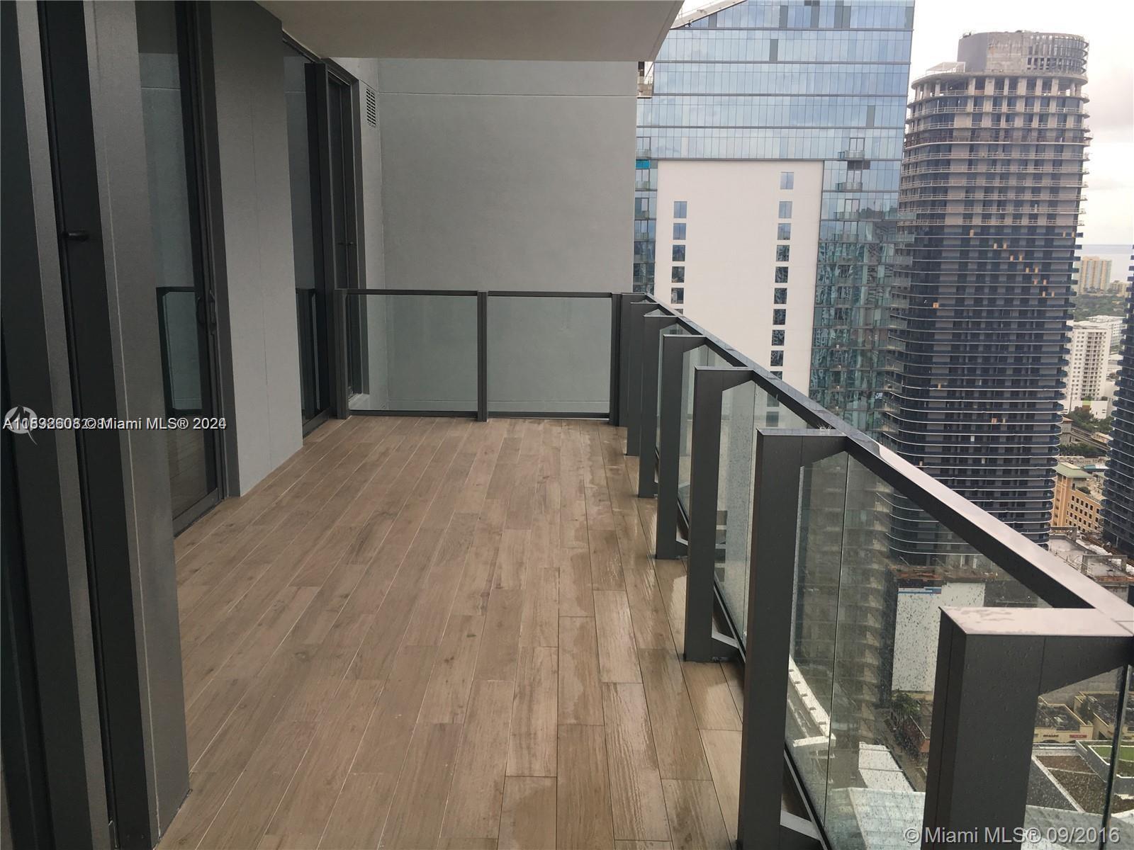 68 SE 6th St 3510, Miami, Florida 33131, 2 Bedrooms Bedrooms, ,2 BathroomsBathrooms,Residential,For Sale,68 SE 6th St 3510,A11532608