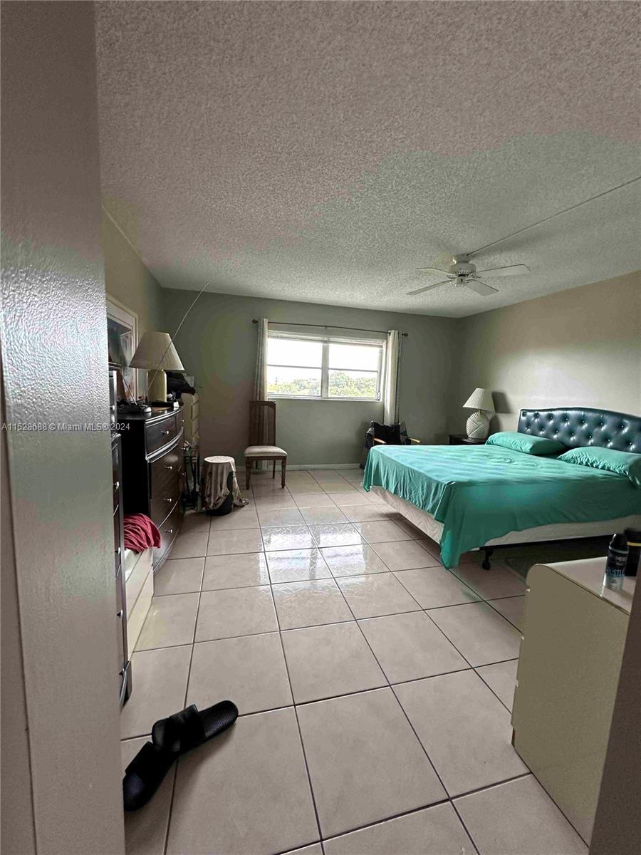 2061 NW 47th Ter 405, Lauderhill, Florida 33313, 1 Bedroom Bedrooms, ,1 BathroomBathrooms,Residential,For Sale,2061 NW 47th Ter 405,A11528688