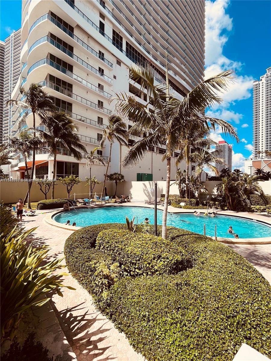4001 S Ocean Dr 4E, Hollywood, Florida 33019, 1 Bedroom Bedrooms, ,1 BathroomBathrooms,Residential,For Sale,4001 S Ocean Dr 4E,A11532697