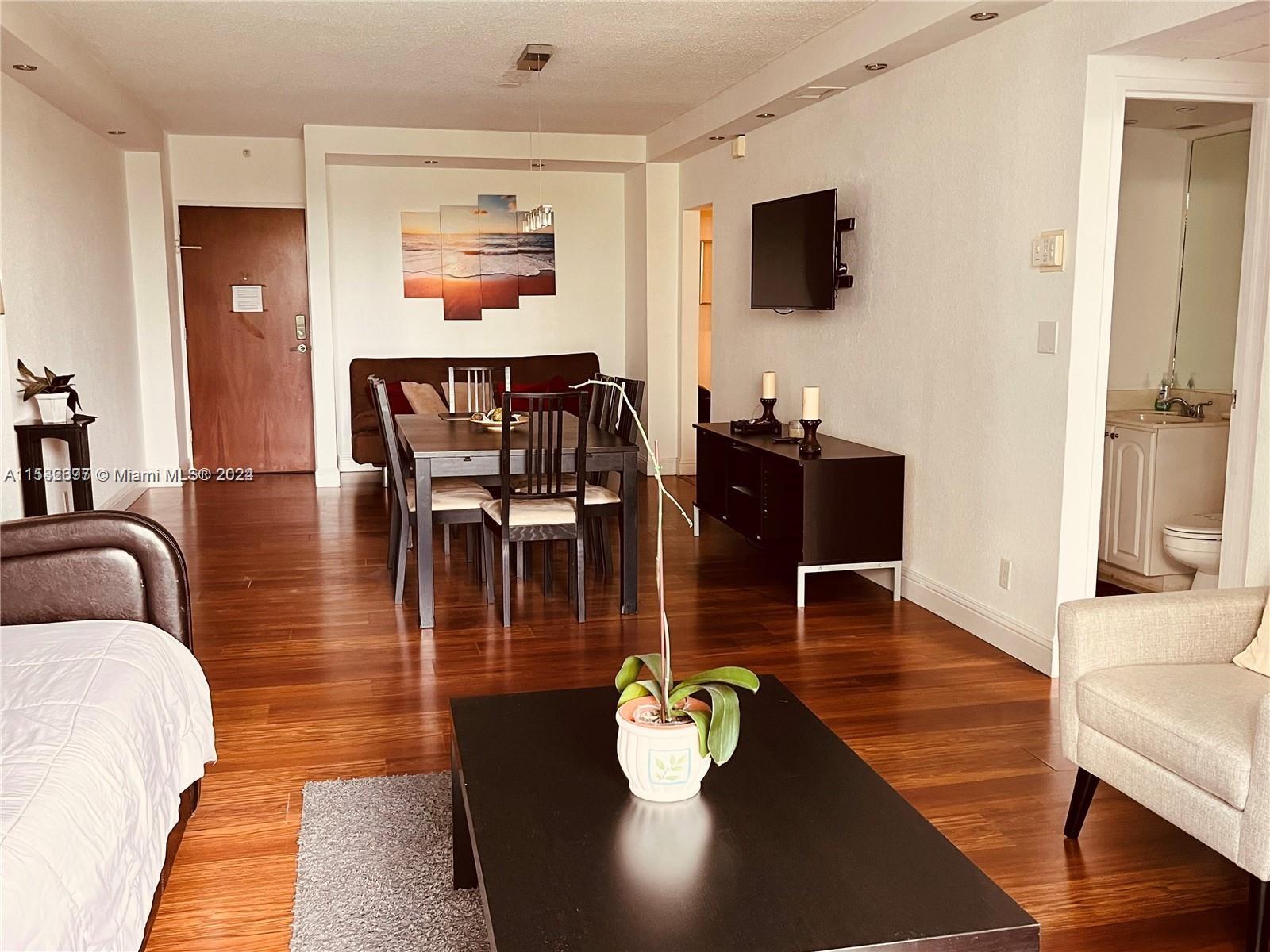 4001 S Ocean Dr 4E, Hollywood, Florida 33019, 1 Bedroom Bedrooms, ,1 BathroomBathrooms,Residential,For Sale,4001 S Ocean Dr 4E,A11532697