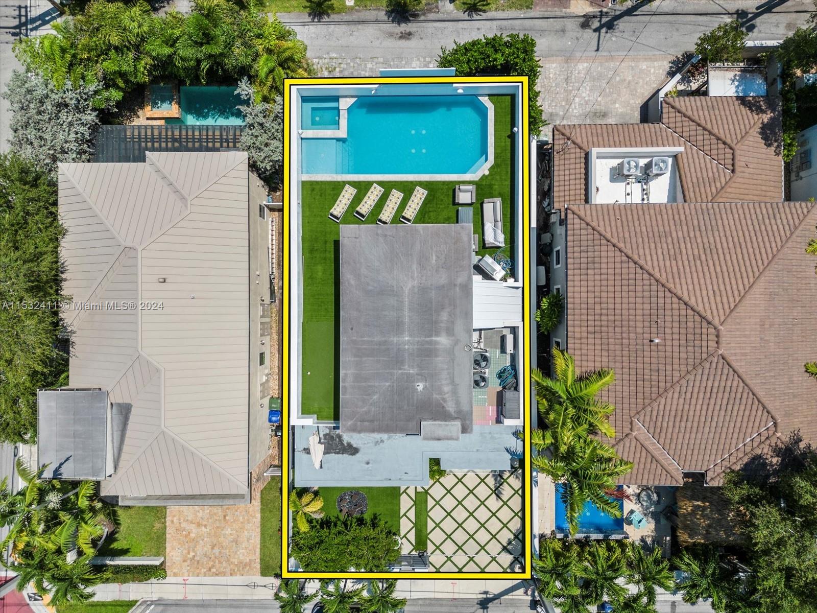 1408 SE 2nd Ct, Fort Lauderdale, Florida 33301, 4 Bedrooms Bedrooms, ,5 BathroomsBathrooms,Residential,For Sale,1408 SE 2nd Ct,A11532411
