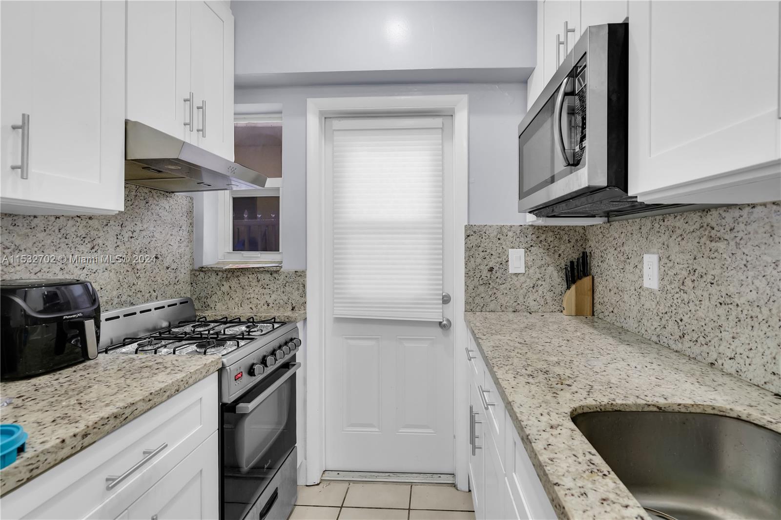644 Meridian Ave 2, Miami Beach, Florida 33139, ,1 BathroomBathrooms,Residential,For Sale,644 Meridian Ave 2,A11532702