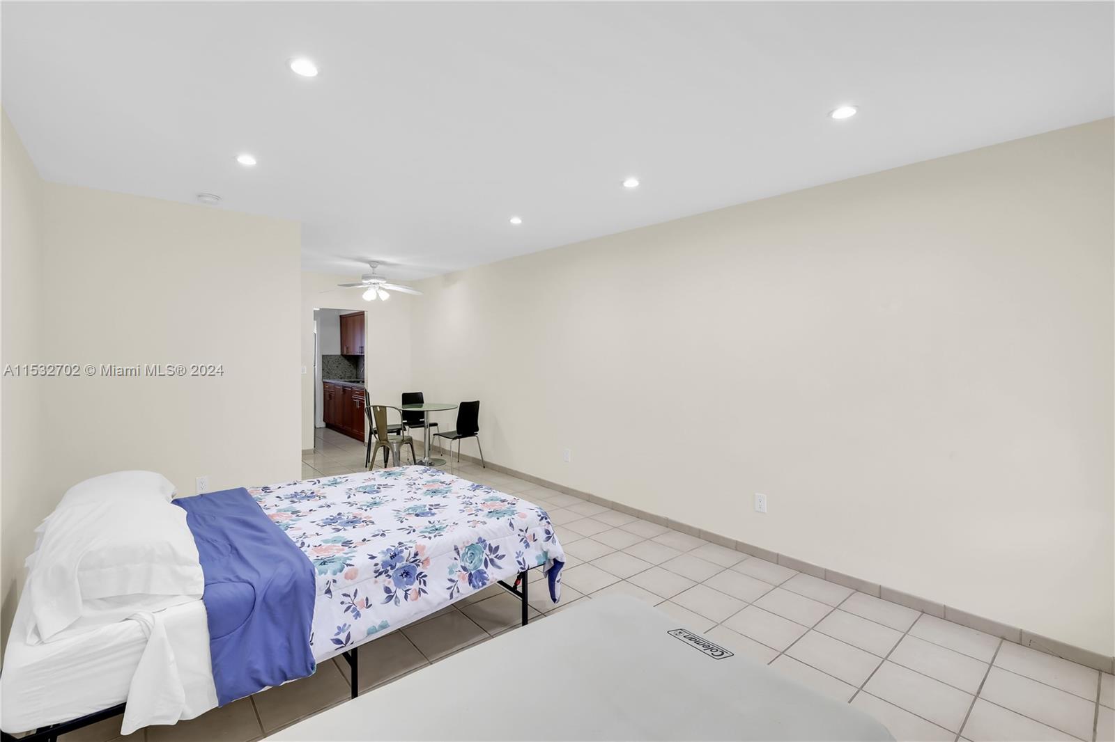 644 Meridian Ave 2, Miami Beach, Florida 33139, ,1 BathroomBathrooms,Residential,For Sale,644 Meridian Ave 2,A11532702