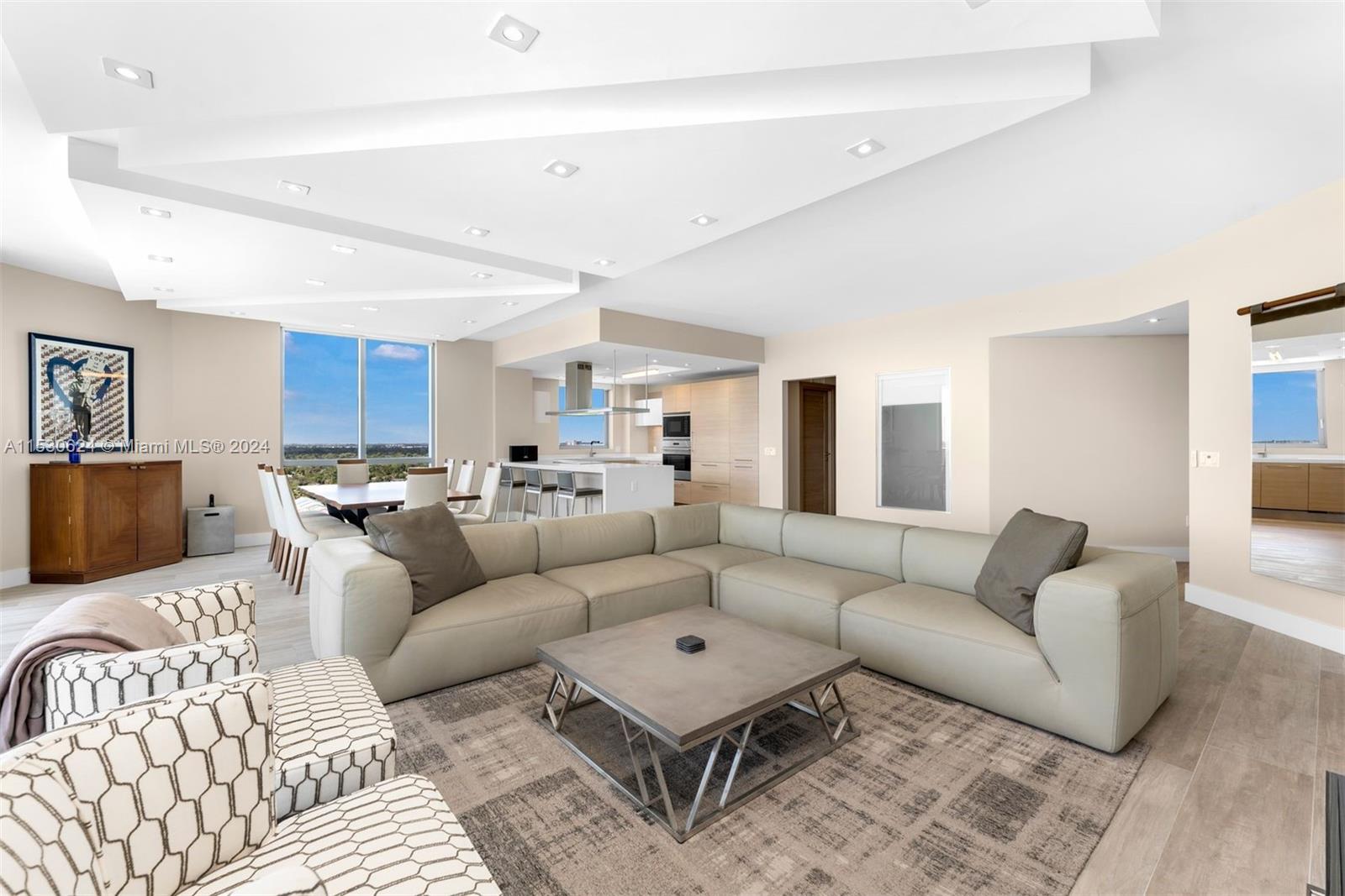 17111 Biscayne Blvd 1702, North Miami Beach, Florida 33160, 2 Bedrooms Bedrooms, ,2 BathroomsBathrooms,Residential,For Sale,17111 Biscayne Blvd 1702,A11530624