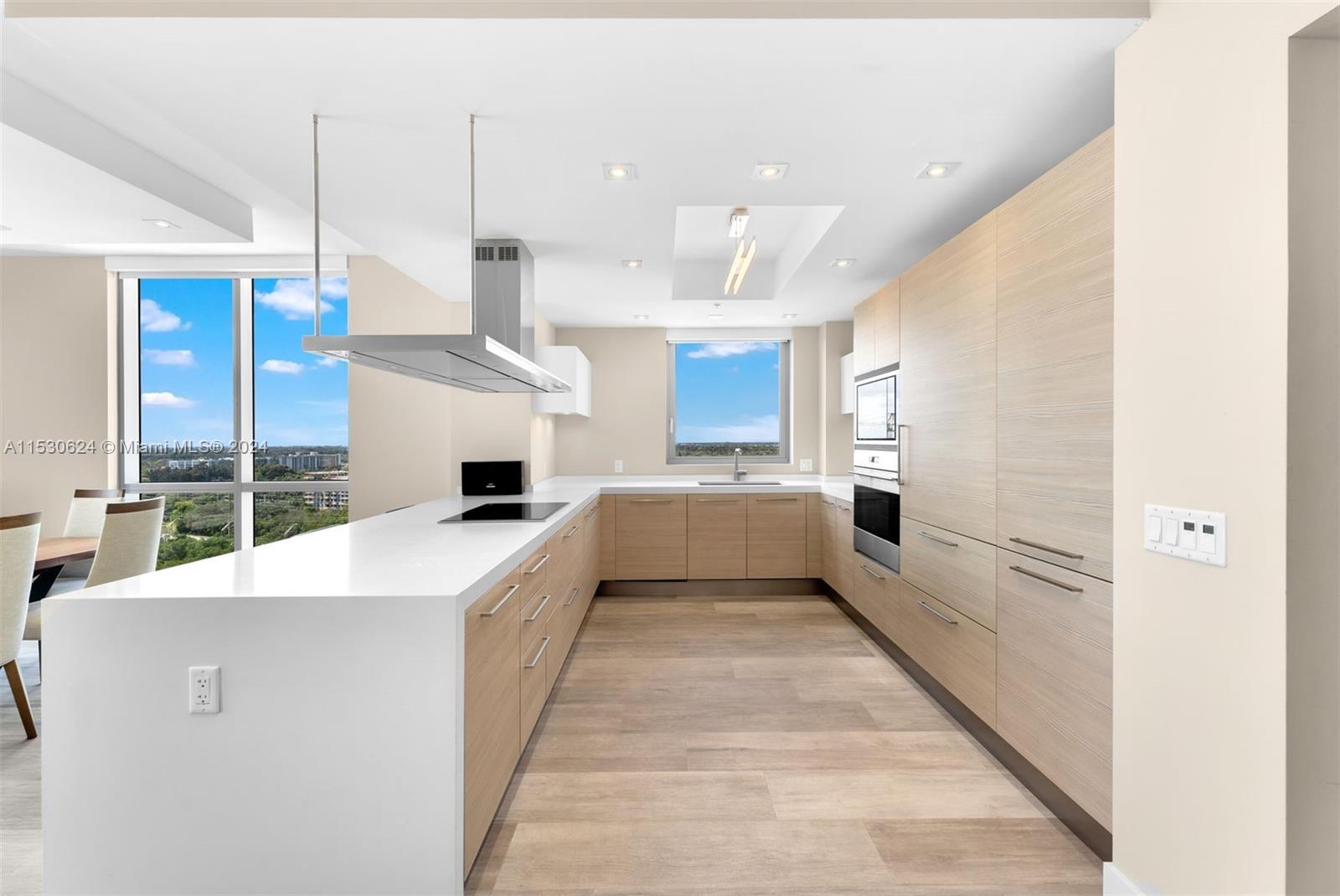 17111 Biscayne Blvd 1702, North Miami Beach, Florida 33160, 2 Bedrooms Bedrooms, ,2 BathroomsBathrooms,Residential,For Sale,17111 Biscayne Blvd 1702,A11530624