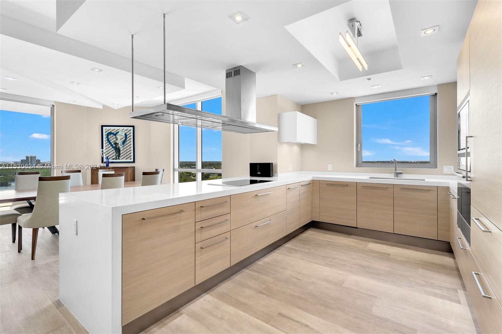17111 Biscayne Blvd 1702, North Miami Beach, Florida 33160, 2 Bedrooms Bedrooms, ,2 BathroomsBathrooms,Residential,For Sale,17111 Biscayne Blvd 1702,A11530624