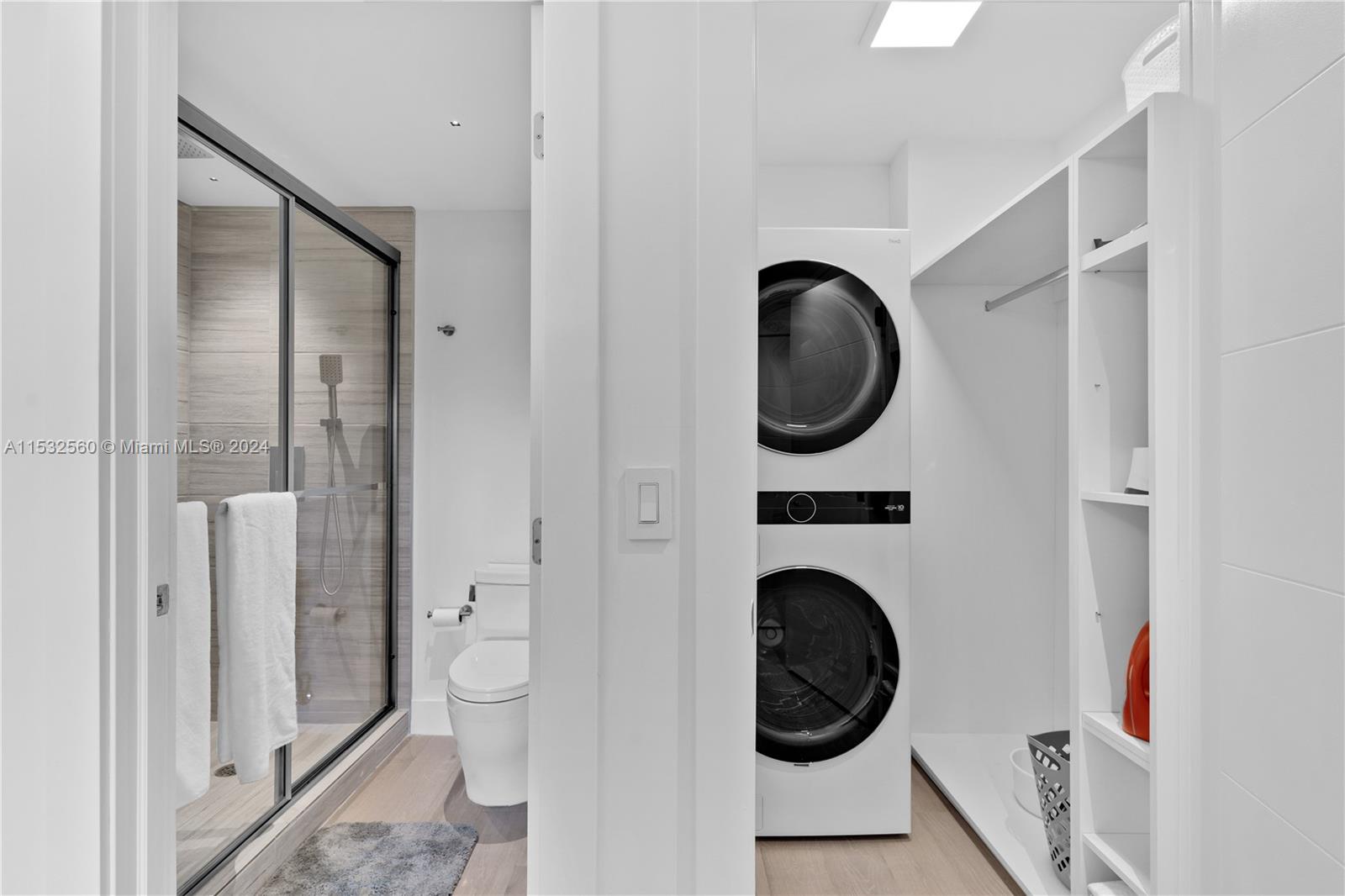 155 Ocean Lane Dr 210, Key Biscayne, Florida 33149, 2 Bedrooms Bedrooms, ,2 BathroomsBathrooms,Residentiallease,For Rent,155 Ocean Lane Dr 210,A11532560