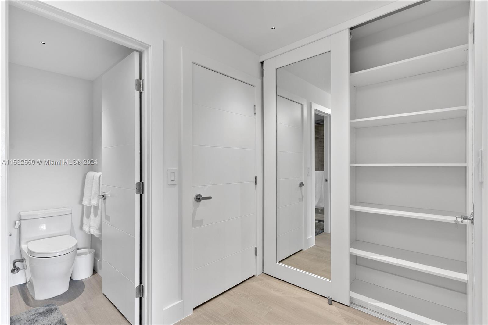 155 Ocean Lane Dr 210, Key Biscayne, Florida 33149, 2 Bedrooms Bedrooms, ,2 BathroomsBathrooms,Residentiallease,For Rent,155 Ocean Lane Dr 210,A11532560