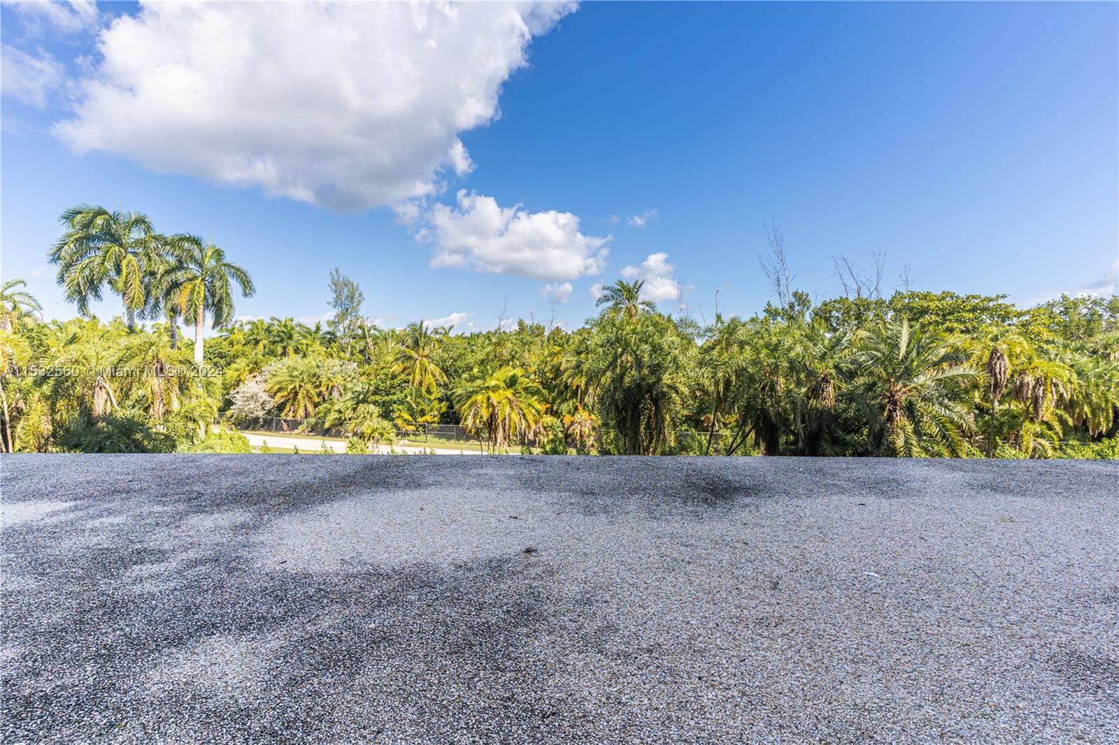 155 Ocean Lane Dr 210, Key Biscayne, Florida 33149, 2 Bedrooms Bedrooms, ,2 BathroomsBathrooms,Residentiallease,For Rent,155 Ocean Lane Dr 210,A11532560