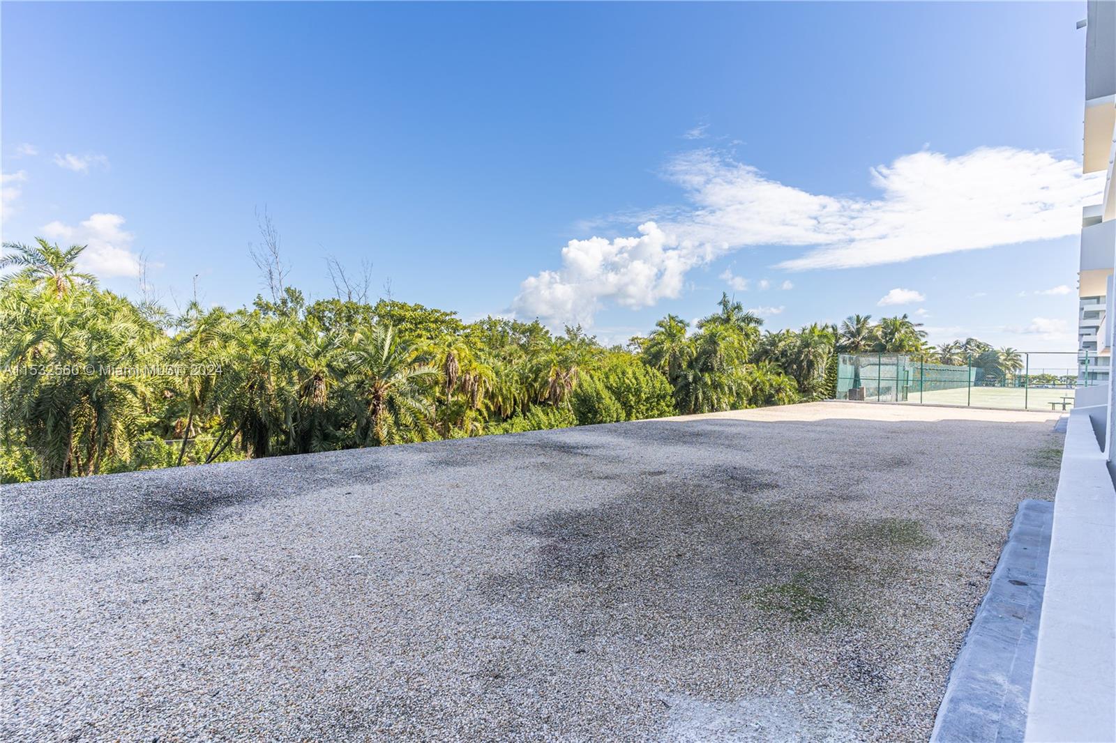 155 Ocean Lane Dr 210, Key Biscayne, Florida 33149, 2 Bedrooms Bedrooms, ,2 BathroomsBathrooms,Residentiallease,For Rent,155 Ocean Lane Dr 210,A11532560