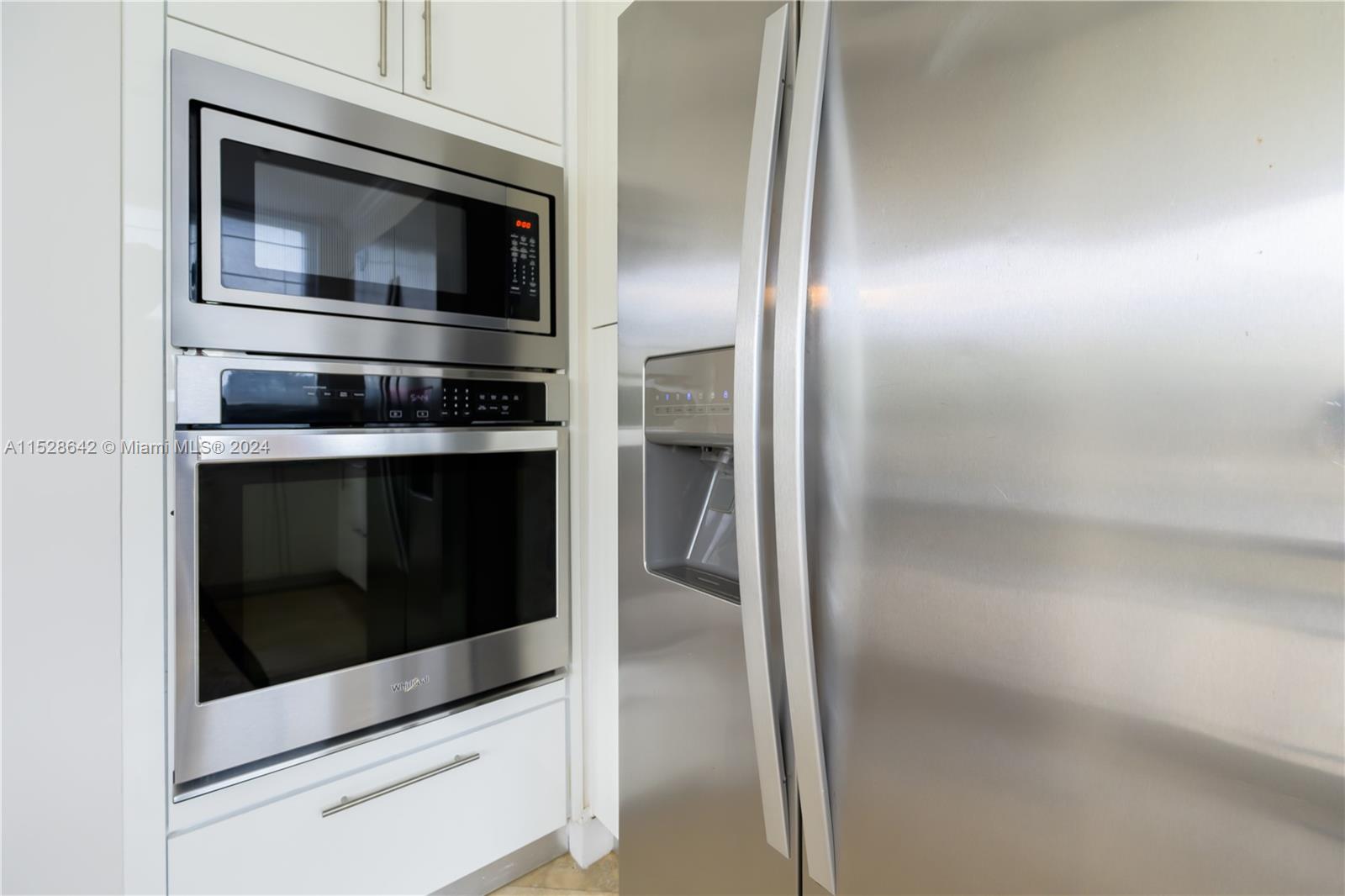 19111 Collins Ave 207, Sunny Isles Beach, Florida 33160, 2 Bedrooms Bedrooms, ,2 BathroomsBathrooms,Residential,For Sale,19111 Collins Ave 207,A11528642