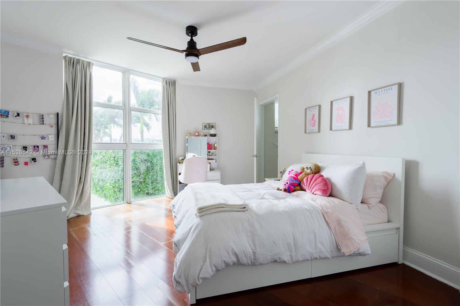 19111 Collins Ave 207, Sunny Isles Beach, Florida 33160, 2 Bedrooms Bedrooms, ,2 BathroomsBathrooms,Residential,For Sale,19111 Collins Ave 207,A11528642