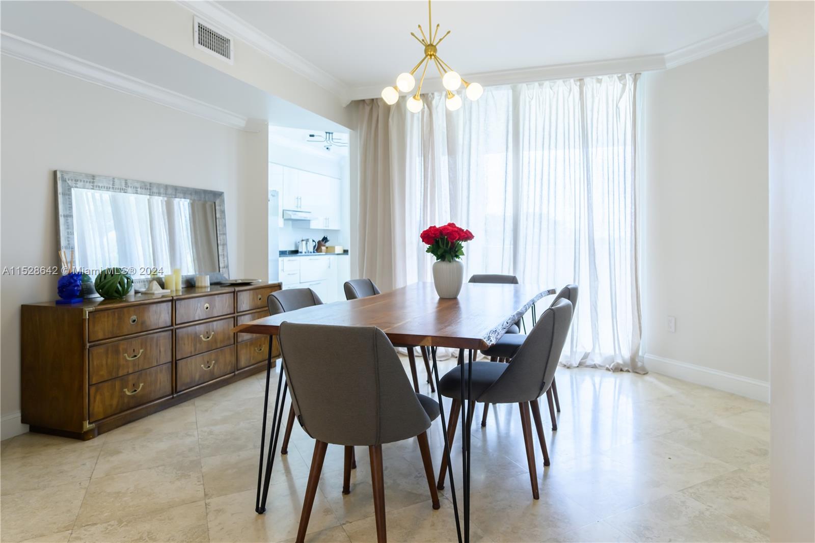 19111 Collins Ave 207, Sunny Isles Beach, Florida 33160, 2 Bedrooms Bedrooms, ,2 BathroomsBathrooms,Residential,For Sale,19111 Collins Ave 207,A11528642